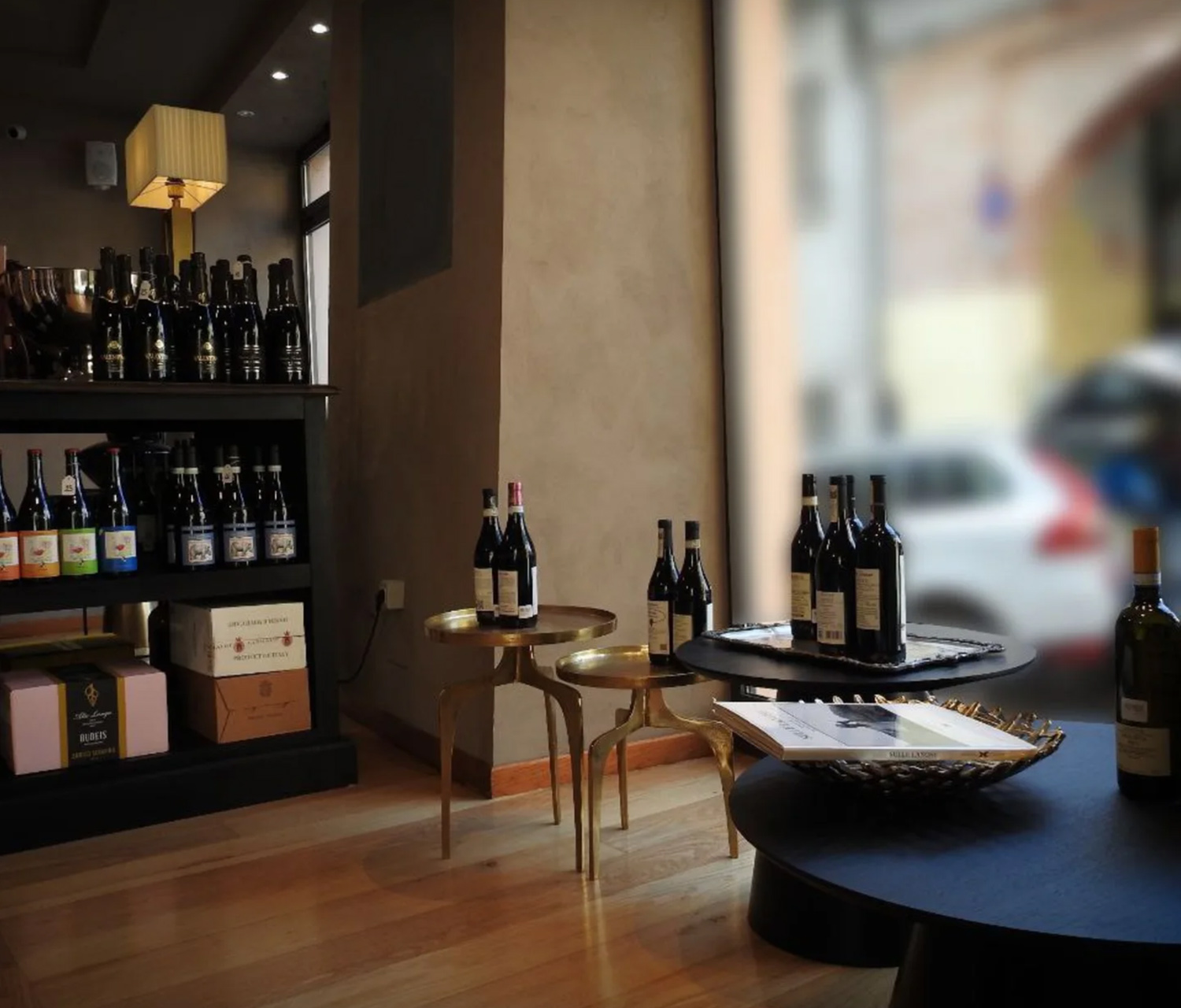 Vicino di Vino - Visit La Morra